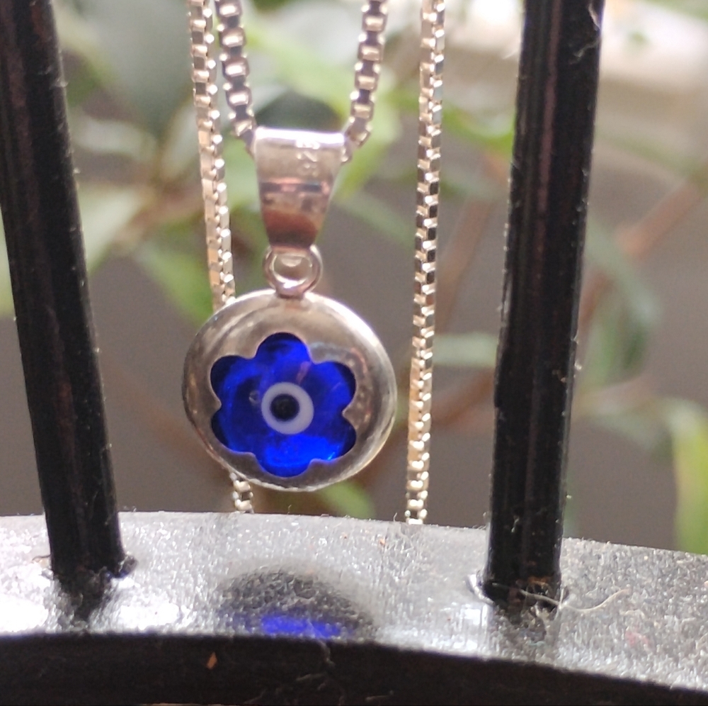 .925/Italy Sterling Silver Necklace W/ Beautiful Cobalt Blue Evil Eye Pendant